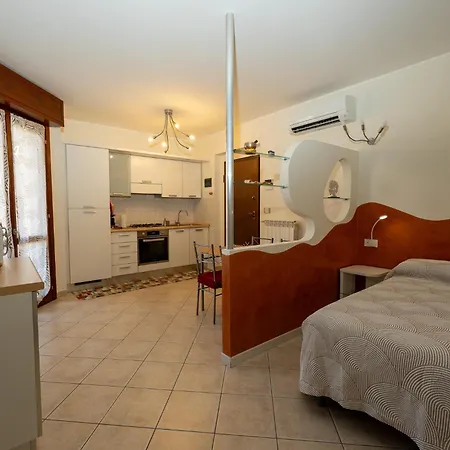 Turin Airport I Daire Leinì